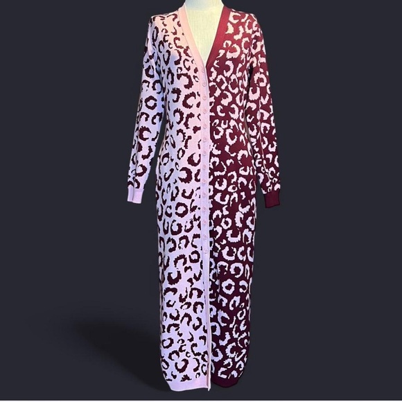 💘FARM Rio Mixed Leopard Knit Long Sweater Dress - Pink & Red - Picture 8 of 8
